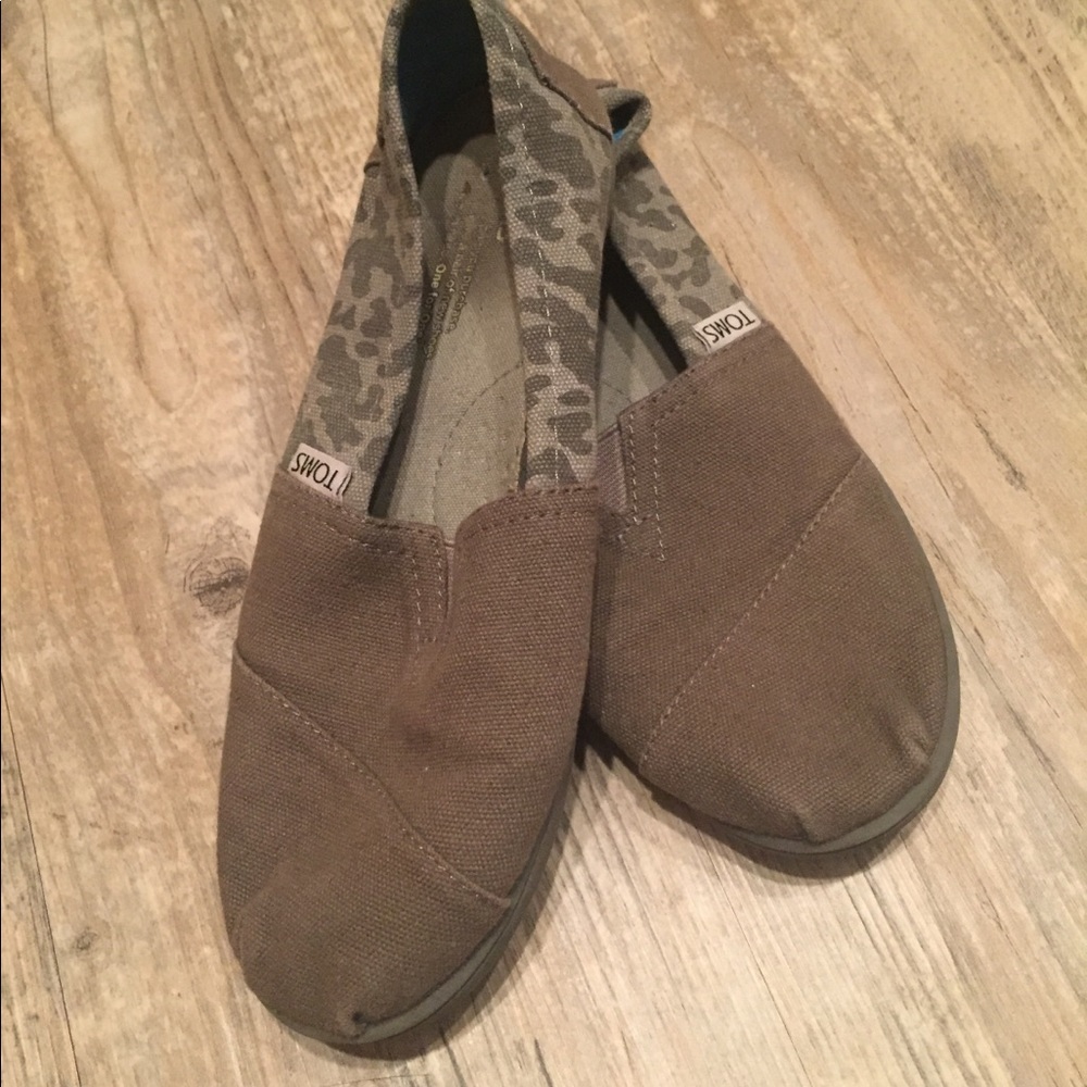TOMS